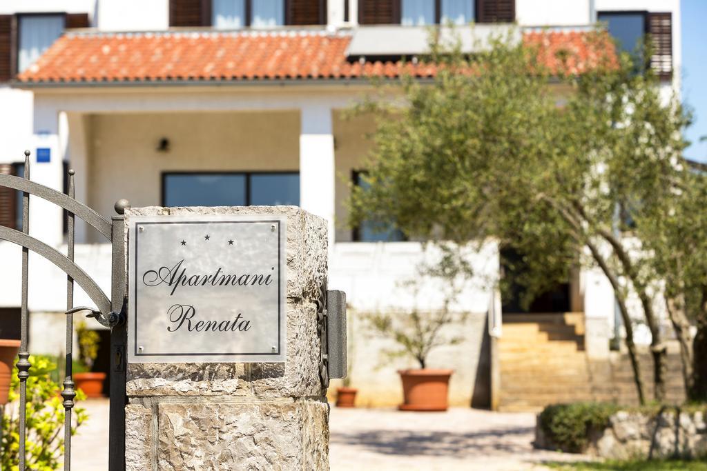 Apartments Renata Pinezici  Exterior photo